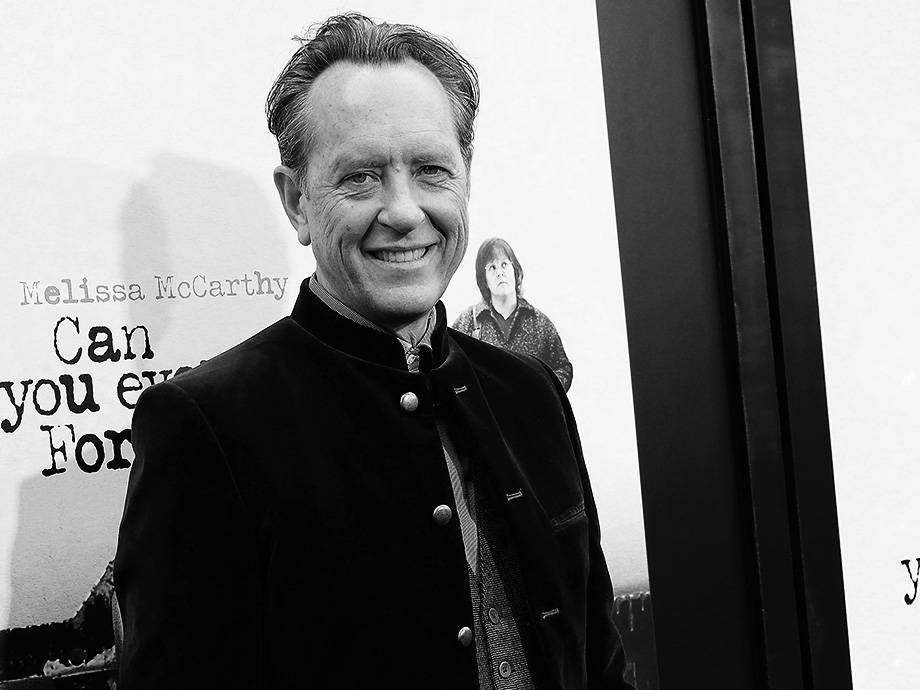 Richard E. Grant Is out of the Shadows, Even if His Bare Butt Isn't