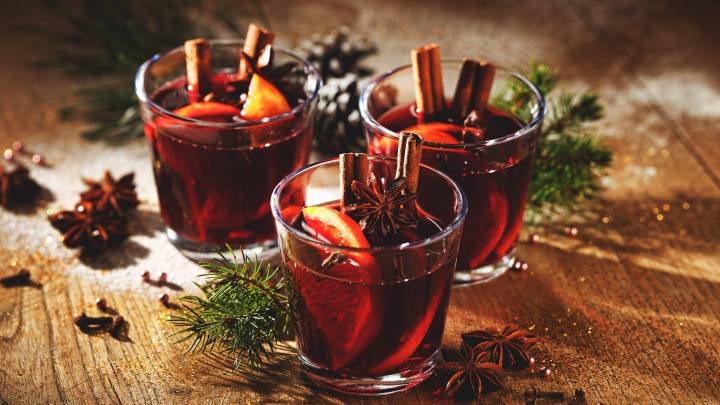 Hot Holiday Cocktails (That Don't Include Egg Nog)