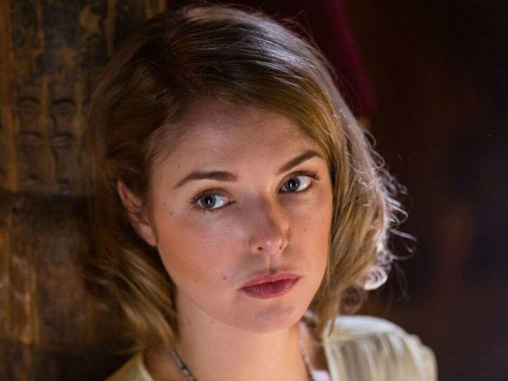 Meet Ellie Gall, the 21-Year-Old Actress Leading the 'Stargate' Revival