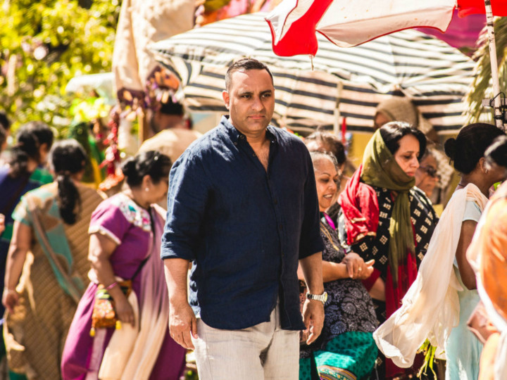 With His Netflix Series and New Tour, Russell Peters Keeps Erasing Comedy Borders