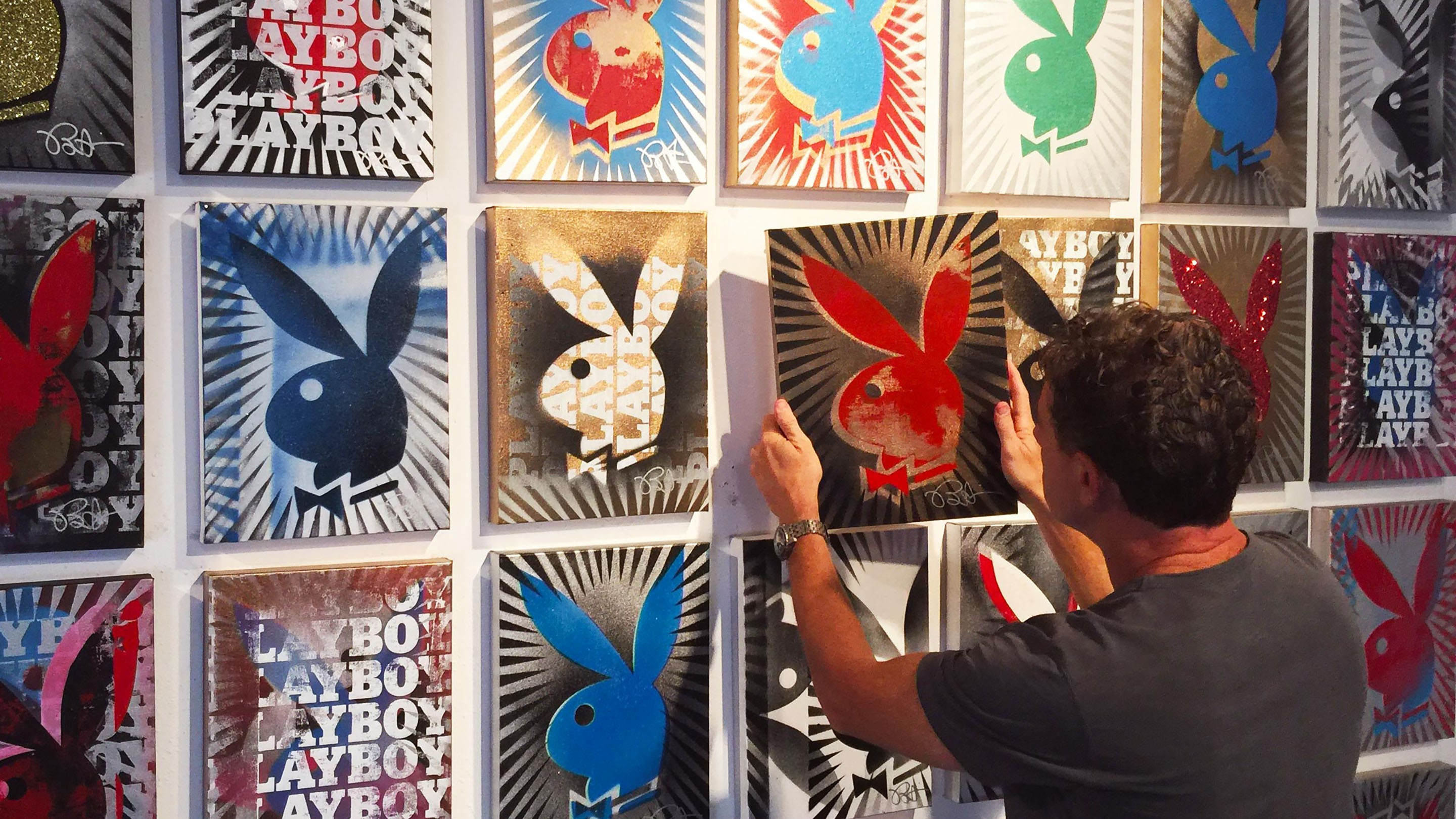 Burton Morris Paints the Rabbit